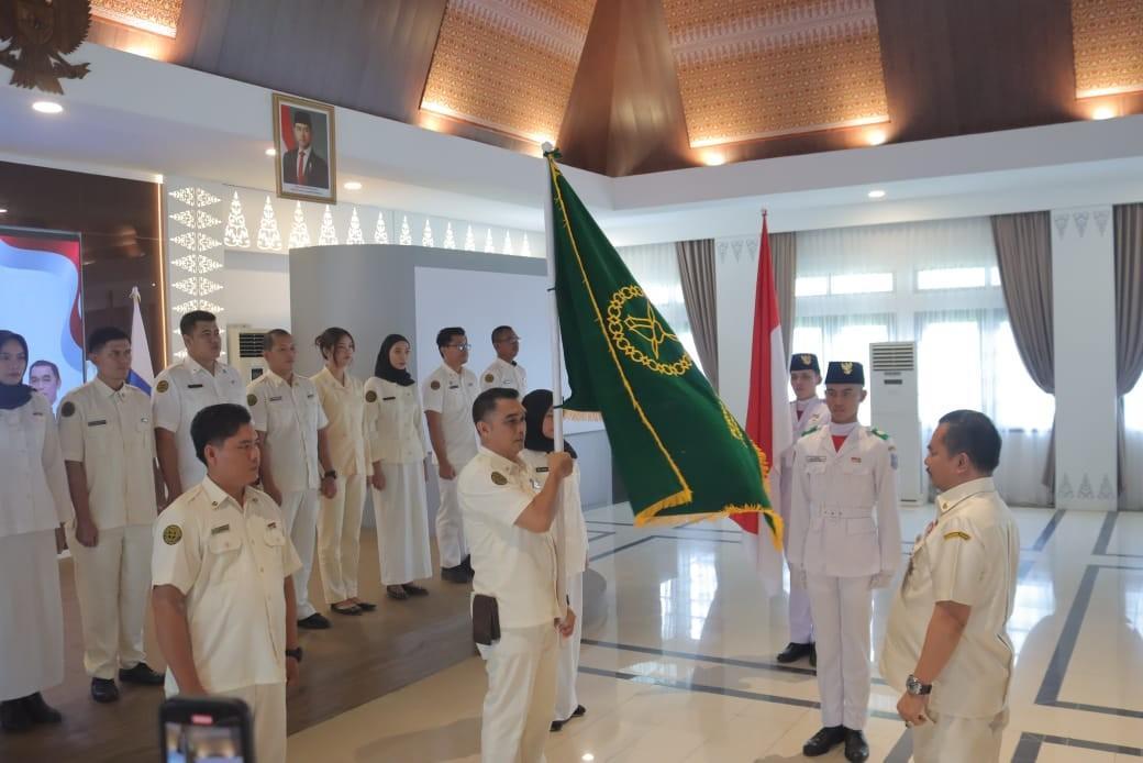 Ketua Umum Purna Paskibraka Indonesia (PPI) Pusat, Gousta Feriza resmi melantik Ferdiyan Hermawan Lubis sebagai Ketua Pengurus Purna Paskibraka Indonesia (PPI) Provinsi Bangka Belitung untuk masa bakti 2025–2030, di Gedung Mahligai Kantor Gubernur Babel.