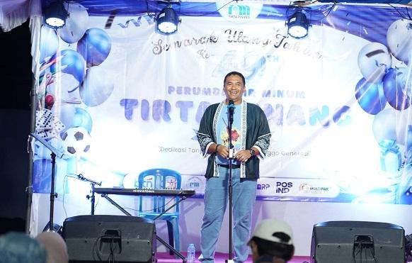 PANGKALPINANG, BANGKATERKINI – Perusahaan Umum Daerah (Perumda) Tirta Pinang merayakan ulang tahunnya yang ke-49 pada Sabtu (19/10/2024) malam di kantor Perumda Tirta Pinang. Acara ini mengusung tema “Dedikasi Tanpa Henti, Mengalir Hingga Generasi.