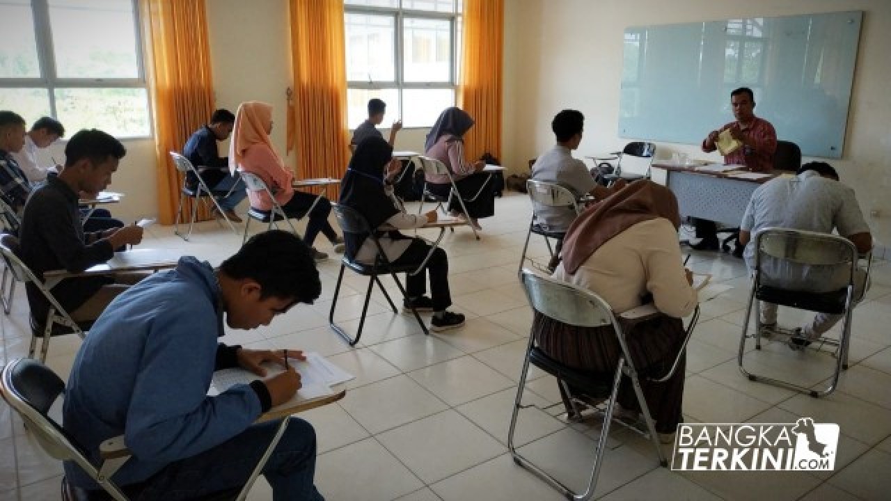 lebih dari 700 calon mahasiswa padati kampus UBB bertarung mengikuti SMMPTN-Barat tahun 2019, Kamis (18/07/2019).