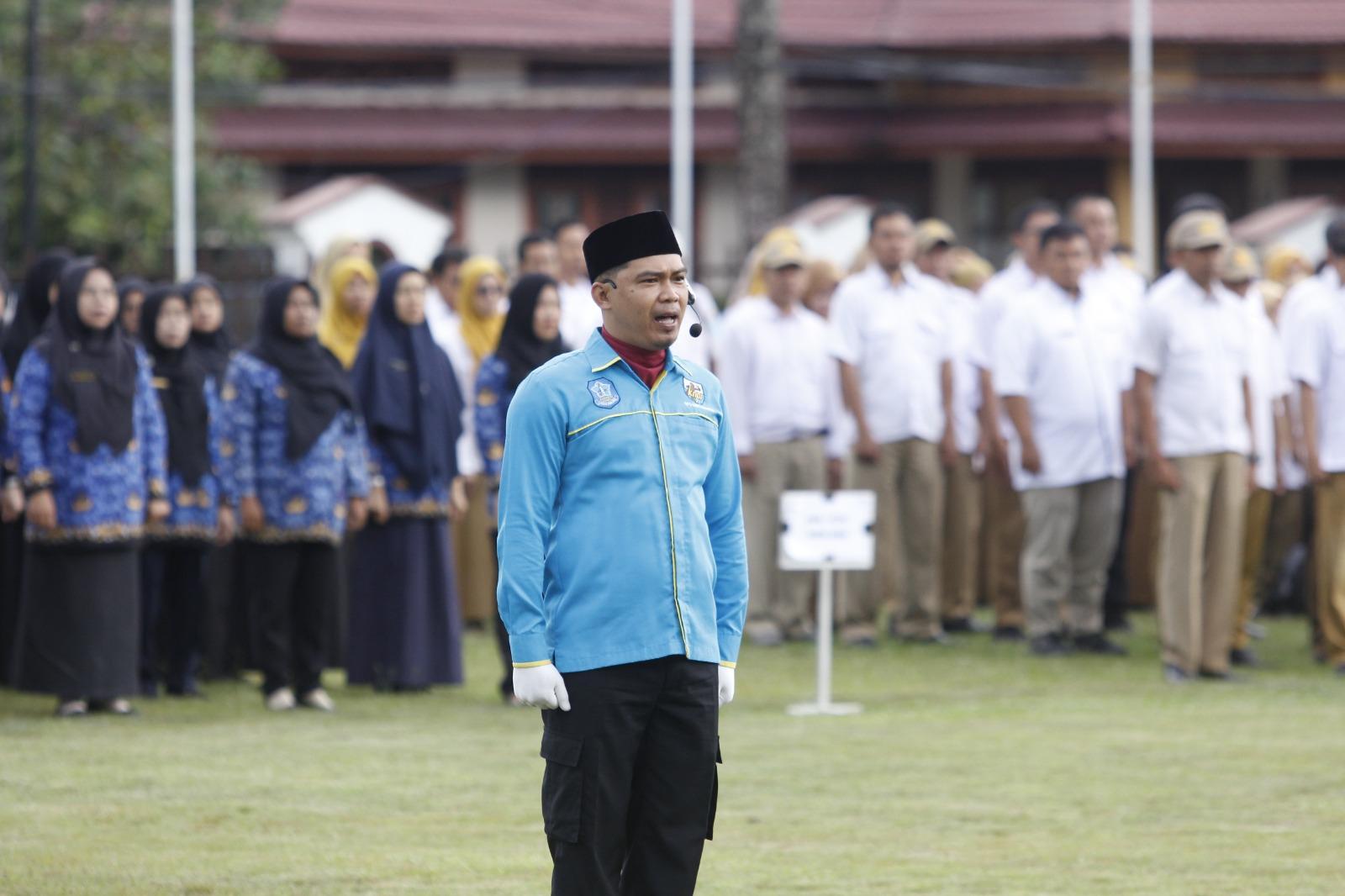 Sekretaris DPD KNPI, Bung Rizal saat jadi Komandan Upacara Peringatan Hari Sumpah Pemuda ke-97 di Kabupaten Bangka