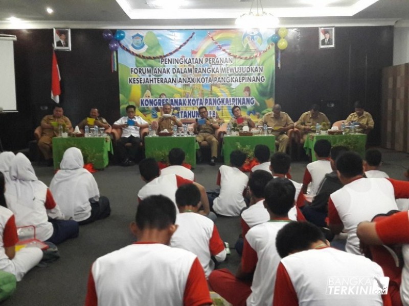 Dinas Sosial, Pemberdayaan Perempuan dan Perlindungan Anak (PPPA) Kota Pangkalpinang, saat menyelanggarakan kongres anak Kota Pangkalpinang ke IX, bertempat di Ruang Pertemuan Hotel Bumi Asih Pangkalpinang, Senin (02/04/2018).