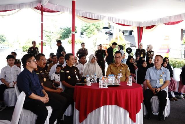 Kejari Bersama Pemkot Pangkalpinang Terbitkan 21 KIA bagi Anak Yatim Piatu dan Dhuafa