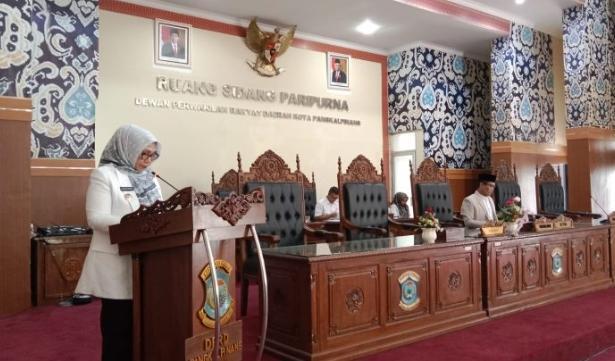 Pj Wali Kota Pangkalpinang Tanggapi Pandangan Umum Fraksi Terhadap Tiga Raperda