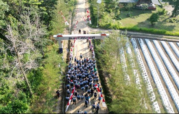 Ratusan Peserta Jajal Timah Trail Run, Bentuk Dukungan Bukit Pinteir di Ajang API Award 2023