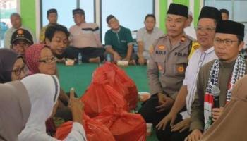 ‎BANGKA TENGAH, BANGKATERKINI – Pemerintah Kabupaten Bangka Tengah (Pemkab Bateng) menggelar Safari Jumat di Masjid,