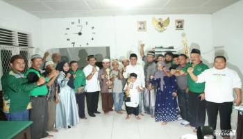 &quot;Dengan suara yang merdu dan bacaan yang benar para muazin,