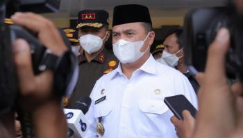 PANGKALPINANG, bangkaterkini.com - Gubernur Kepulauan Bangka Belitung (Babel), Erzaldi Rosman meluruskan pemberitaan di salah satu,