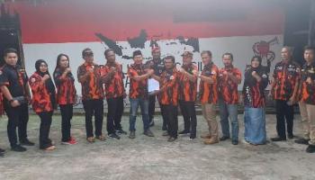 PANGKALPINANG, BANGKA TERKINI - Majelis Pimpinan Wilayah Pemuda Pancasila Propinsi Kepulauan Bangka Belitung serahkan SK,