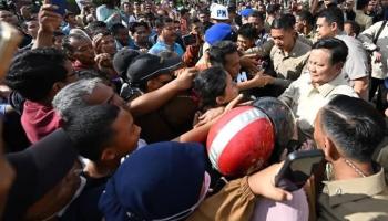 Presiden Prabowo Tinjau Langsung Penanganan Banjir di Tapanuli Tengah