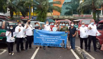 Dion - Seluruh Petugas BNN Kota Pangkalpinang Gelar Serbu Pasar