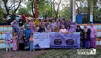 PANGKALPINANG - Terus Tebar Kebaikan, Sekda Radmida Tilawah dan Bagi,