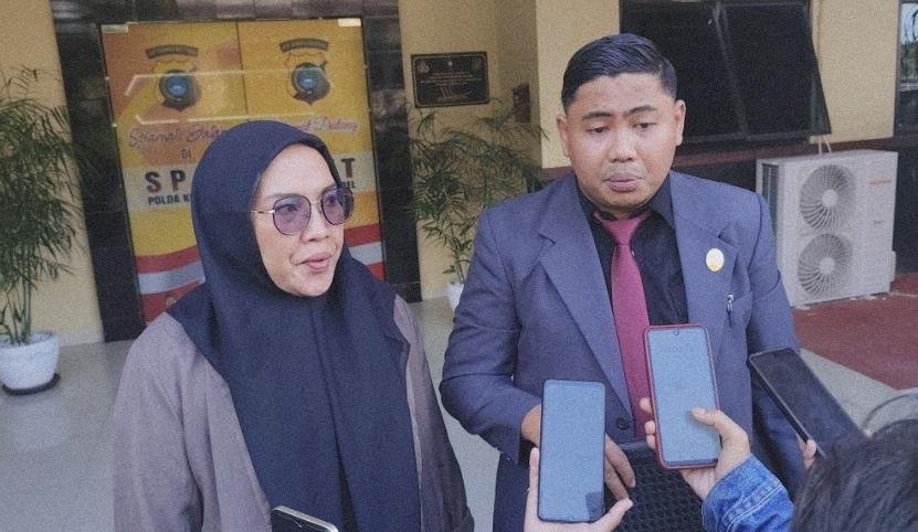 Pelapor Adelia dengan Kuasa Hukum Aldi yang Melaporkan Dugaan Penipuan dilakukan oleh Wakil Gubernur Babel Hellyana