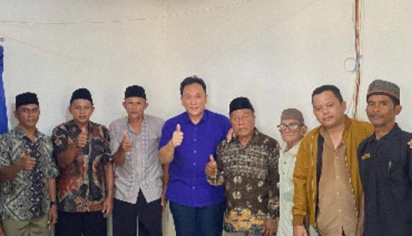 Wakil Ketua DPRD Provinsi Kepulauan Bangka Belitung (Babel) Edi Nasapta menghadiri kegiatan tradisi Maras Taun di Dusun Air Kundur Kecamatan Membalong, Kabupaten Belitung, Minggu (8/6/2025).