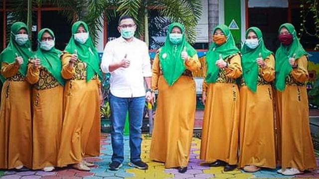 Wakil Ketua DPRD Bangka Belitung, Amri Cahyadi, ST kunjungi taman pendidikan anak Raudhatul Athfal Al Hidayah Cendrawasih, kecamatan Sungailiat, Senin (06/09/2021)