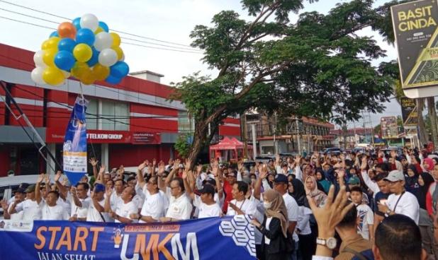 Walikota Molen Buka Jalan Sehat dan UMKM Expo DJPB