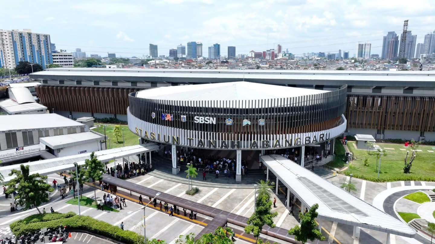 Presiden Prabowo Subianto Resmikan Stasiun KRL Tanah Abang Baru