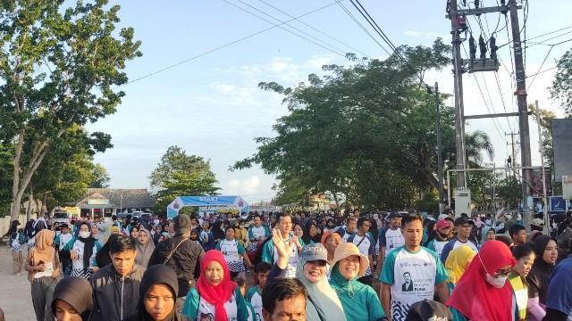 Ribuan Warga Ikuti Jalan Sehat BUMN 2023 di Bangka Tengah