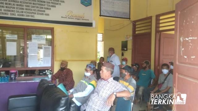 Seluruh Perangkat Desa Kelurahan Berok, Sepakat Tolak Tambang di Marbuk, Pungguk, dan Kenari