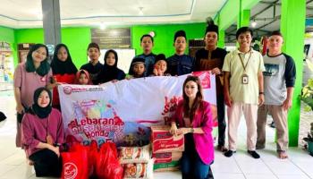 BANGKATERKINI - Aksi Sinergi Honda Babel di Bulan Ramadhan, Borong Takjil Pedagang Lokal dan berbagi bersama Yatim Piatu