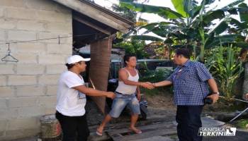 Karena saya dan Ibu Kite, bisa saling mengisi dan mensinergikan,