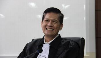 Oleh: Wina Armada Sukardi, (Pakar hukum dan etika pers, advokat,