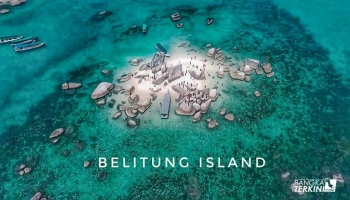 emandangan alam yang aneh di Pulau Batu Belayar ini membuat,